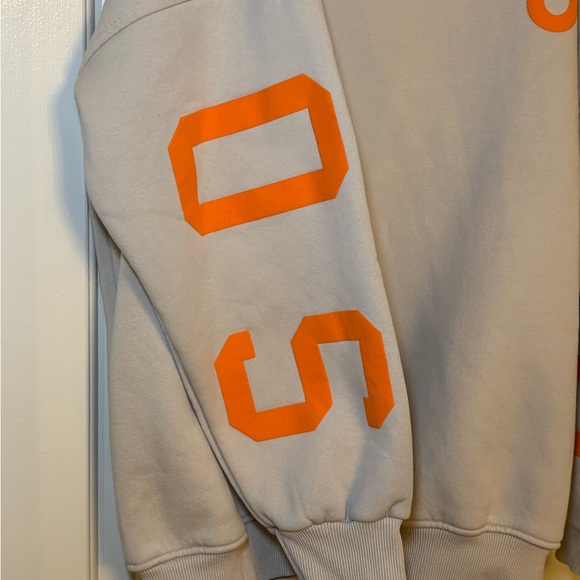 Gray and Orange Men's Sweater - Picture 2 of 4